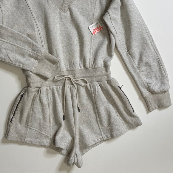 NWT!! FREE PEOPLE Movement Intercept Romper Heather Gray Playsuit Athletic Small - Picture 5 of 16